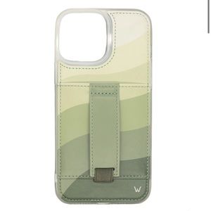 Walli Case for iPhone 14 Pro in excellent condition